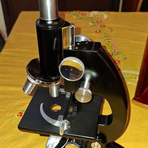 Bausch & Lomb AK7117 Collectible Microscope like new with original box