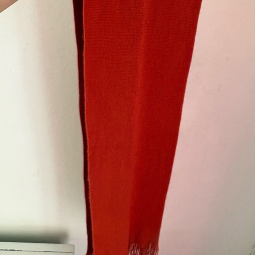 Dark orange scarf like new