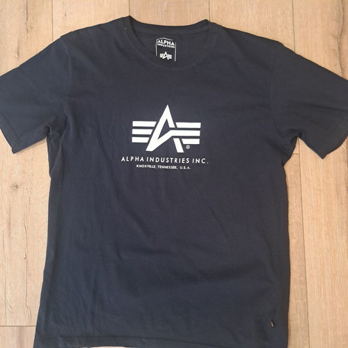 Alpha Industries men's t-shirts like new, 3XL, beige and blue, lot