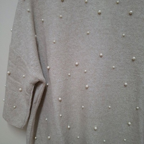 Zara pullover with 3/4 sleeve like new, beige with pearl beads