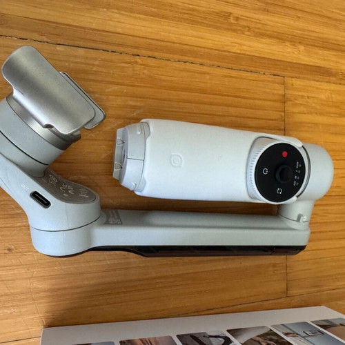 Insta360 Flow Smartphone Gimbal stabilizer like new, Stone Gray