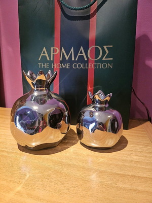 Gouri pomegranate large new from armaos home