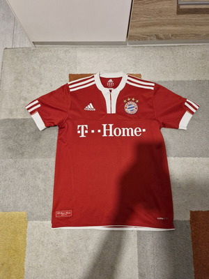FC Bayern München 2009/10 home jersey used, kids XL