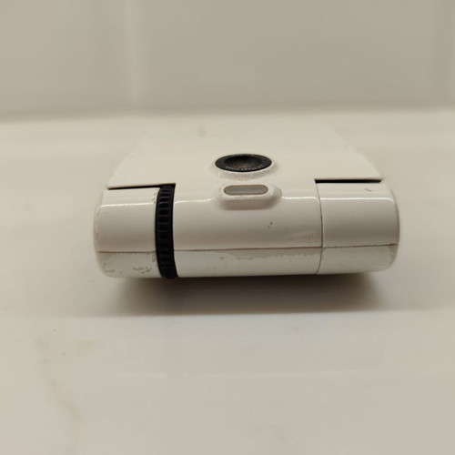 O2 Cocoon vintage clamshell phone with LED display