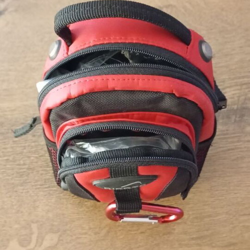 Dicota Camera Bag new with padded interior and carabiner