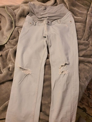 H&M Mama maternity jeans large like new, light color