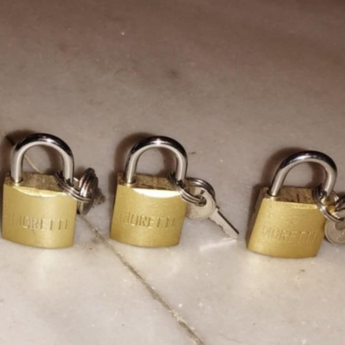 Moretti padlock set with 3 keys each like new