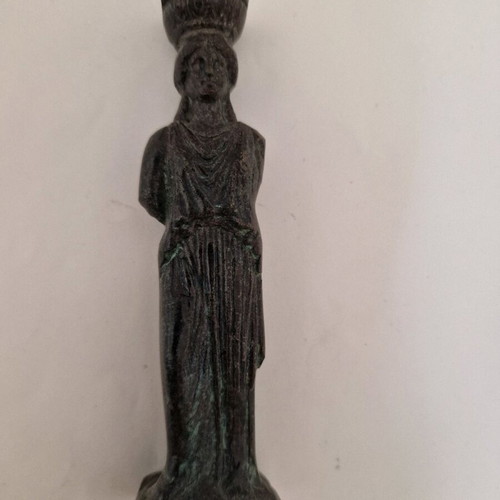 Ancient Greek decorative items like new from museums