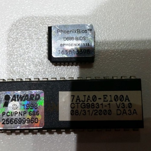 BIOS EPROM chips used, set of 2, functional