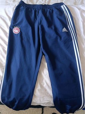 Olympiacos training pants like new, size XL