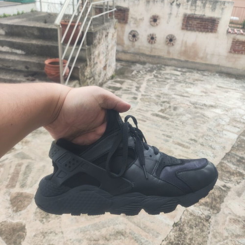 Nike Huarache sneakers like new, size 43, black