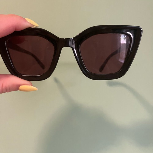Folli Follie sunglasses like new, black