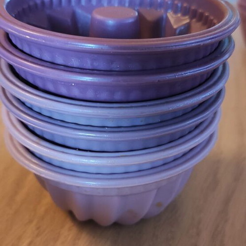 Ernesto silicone cupcake molds pack of 12 like new
