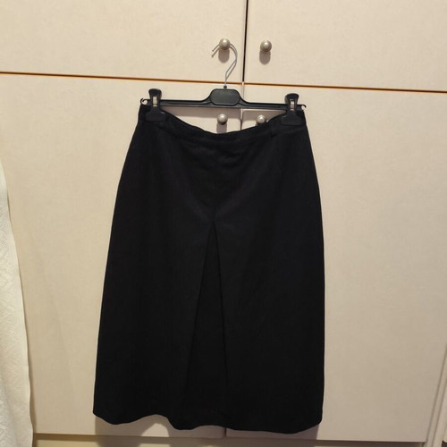 Black wool skirt like new, size L 40 12