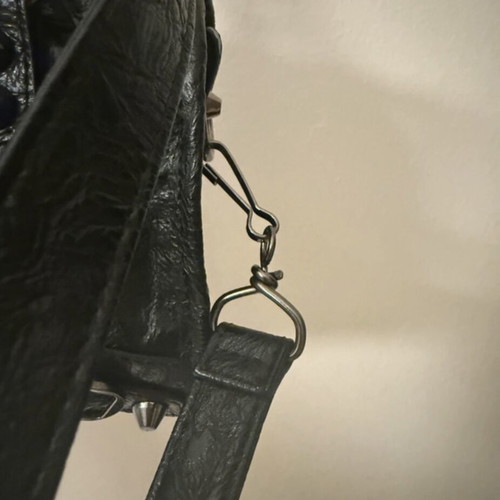 City bag crossbody black like new