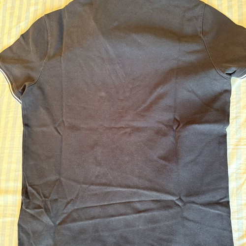 Moncler T shirt medium large black like new