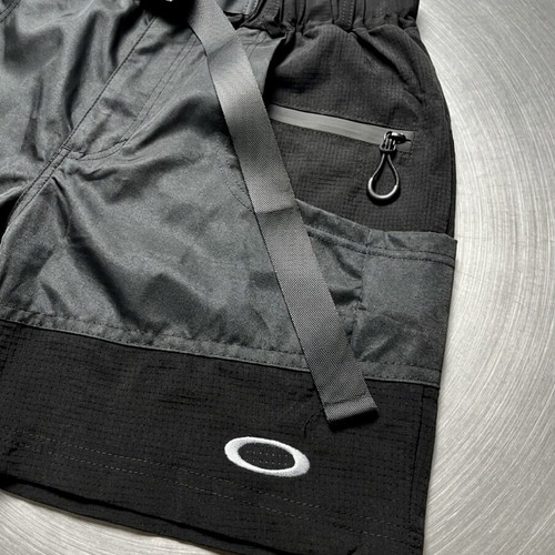 Oakley shorts new, size L, black, lightweight polyester