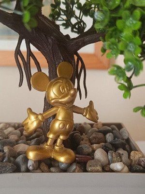 Disney Mickey Mouse gold figurine new, Topolino collectible