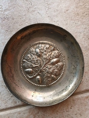 Old silver-plated fontaniera used, diameter 17.5 cm