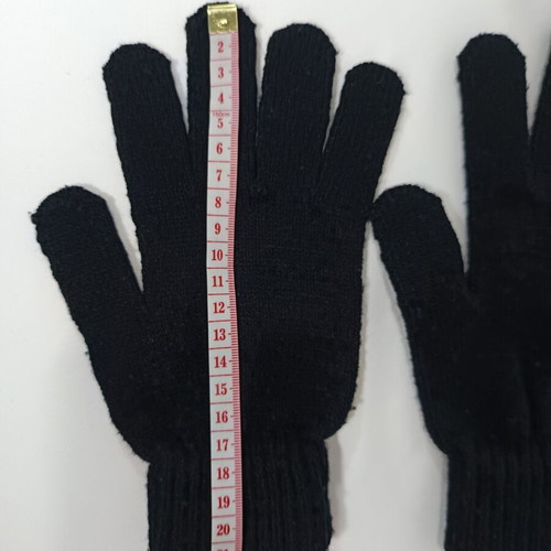 Knitted winter black unisex gloves like new