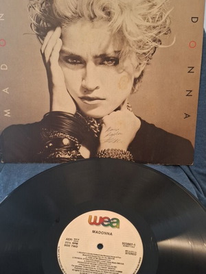 Madonna vinyl record used, pop genre