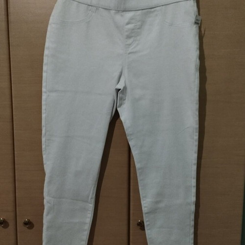 White women's pants size 42 with elastic waist