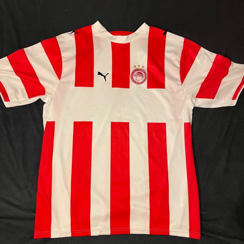 Olympiacos jersey, size large, authentic
