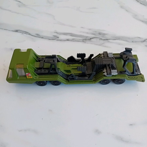 Matchbox Super Kings Transporter collectible toy car like new