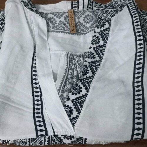 Women's dress like new, black and white, one size