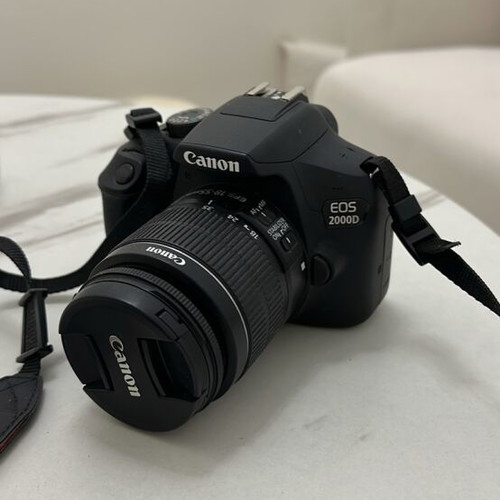 Canon EOS 2000D like new with 2 lenses