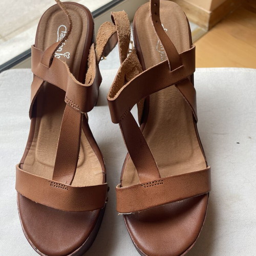 Heeled sandals new