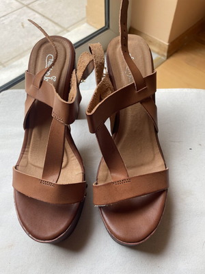 Heeled sandals new