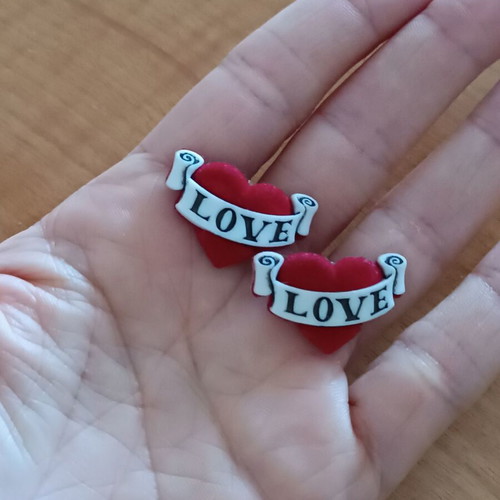 Rockabilly stud earrings with red velour heart and plastic Love like new