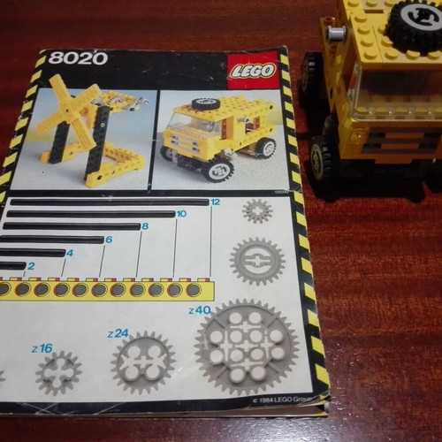 Lego 8020 complete used with assembly booklet