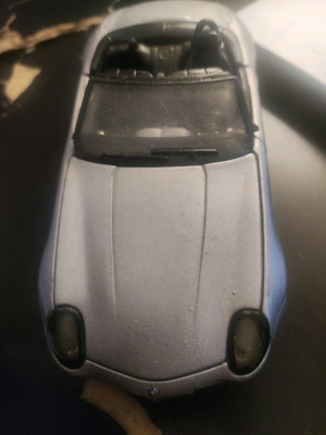 BMW 1999 Z8 1/32 SS 5741 toy car used, broken seat