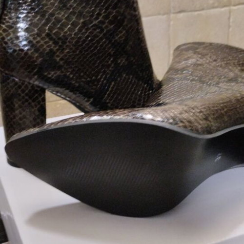 Women's ankle boots with square heel like new Black Snake size 37