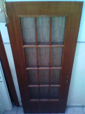 Интериорна врата с десен стъклен панел, кафява, 81x210 см, без каса