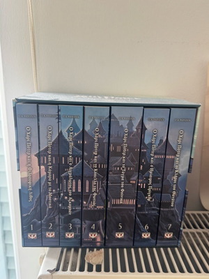 Колекционно издание Хари Потър 1-7 с 7 книги, нови
