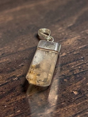 Silver Pendant with Natural Topaz new, beige