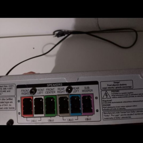 Philips DVD player with 3 speakers