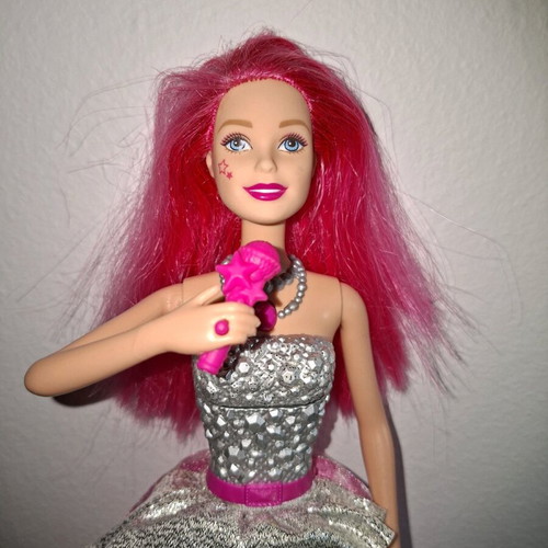 Barbie rock n royals used without shoes