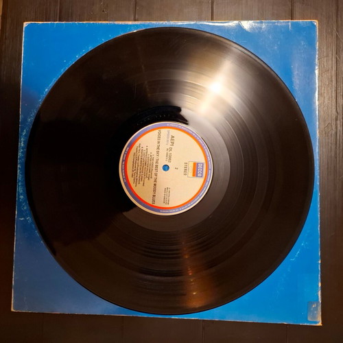 Voices In The Sky: The Best Of The Moody Blues LP used, rock