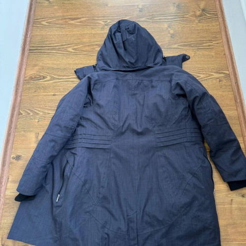 Vaude women's jacket like new, waterproof SympaTex, size s-m