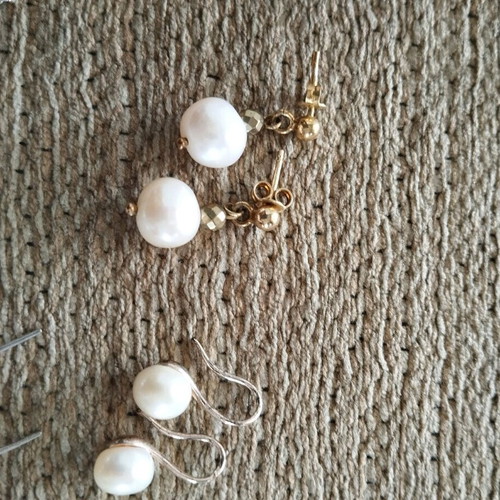 Stavros necklace and earrings set like new