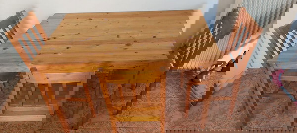 Τραπεζι κουζινας με 3 καρεκλες
