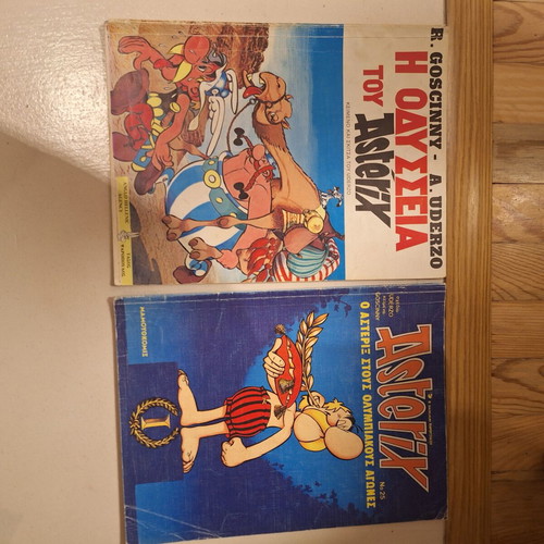 Asterix 11 pieces like new