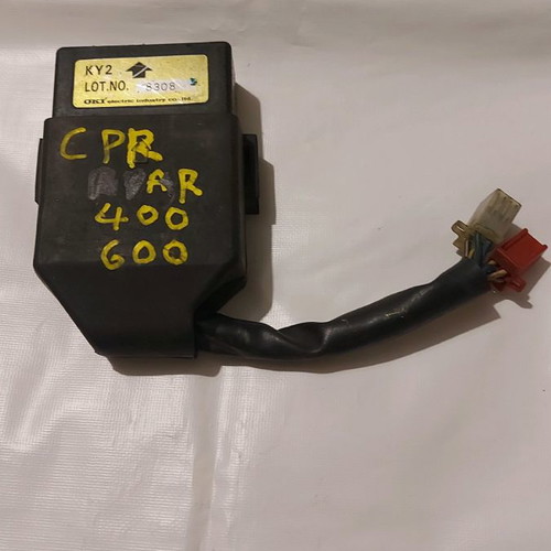 Ηλεκτρονική Honda CPR 400 RR μεταχειρισμένη