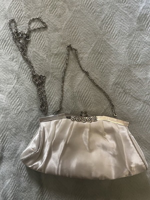 Woman's White Crossbody Purse Handbag used, special edition