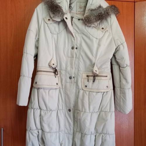 Milla thick jacket beige like new No 3