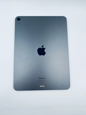 iPad Air 5th Generation 2022 64GB Space Gray Apple used